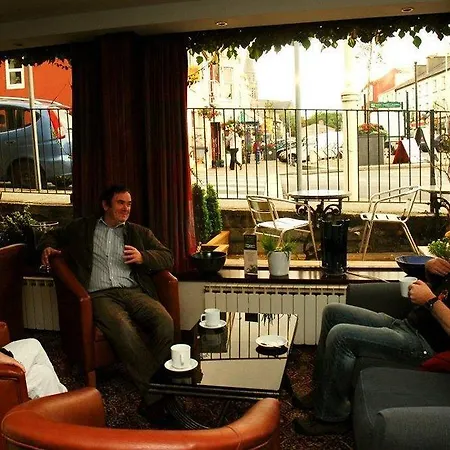 Alcock & Brown Hotel 3*